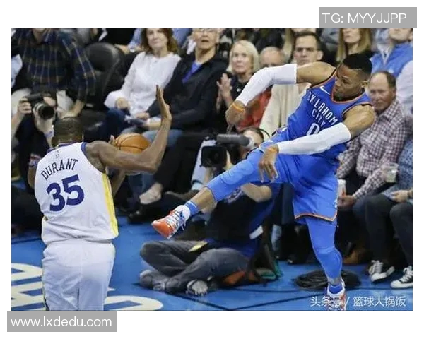 球迷炸锅：巴黎这一行为引热议！